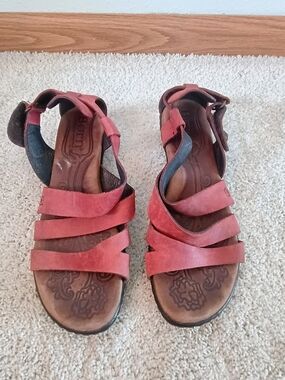 Børn Leather Strappy Wedge Sandals Women’s 8 Coral Red Comfort Boho Summer Shoes